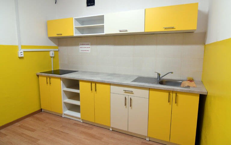 Interiér zrekontruovanej kuchyne tudentského domova Preovskej univerzity (PU). Preov, 9. január 2019. Foto: SITA/Viktor Zamborský